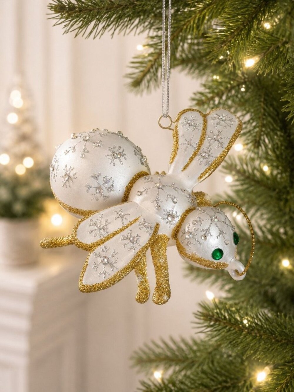 Joan Rivers White Glitter Bee Christmas Ornament Rhinestones Emerald Green Eyes